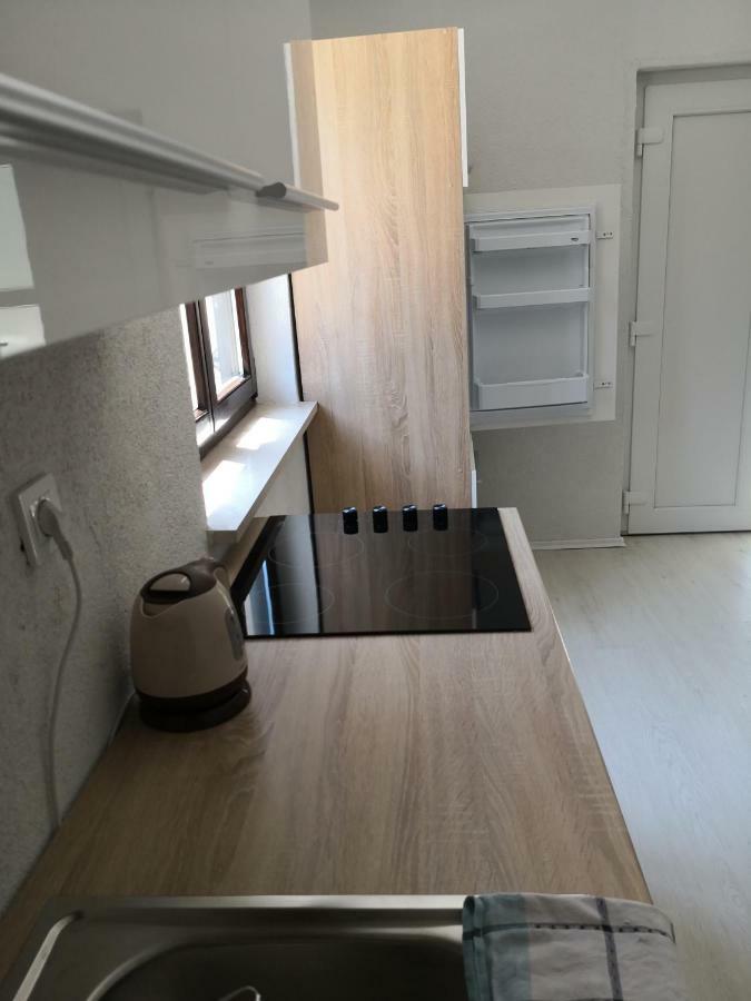 Appartement Apartman Cvitkovic à Soline  Extérieur photo