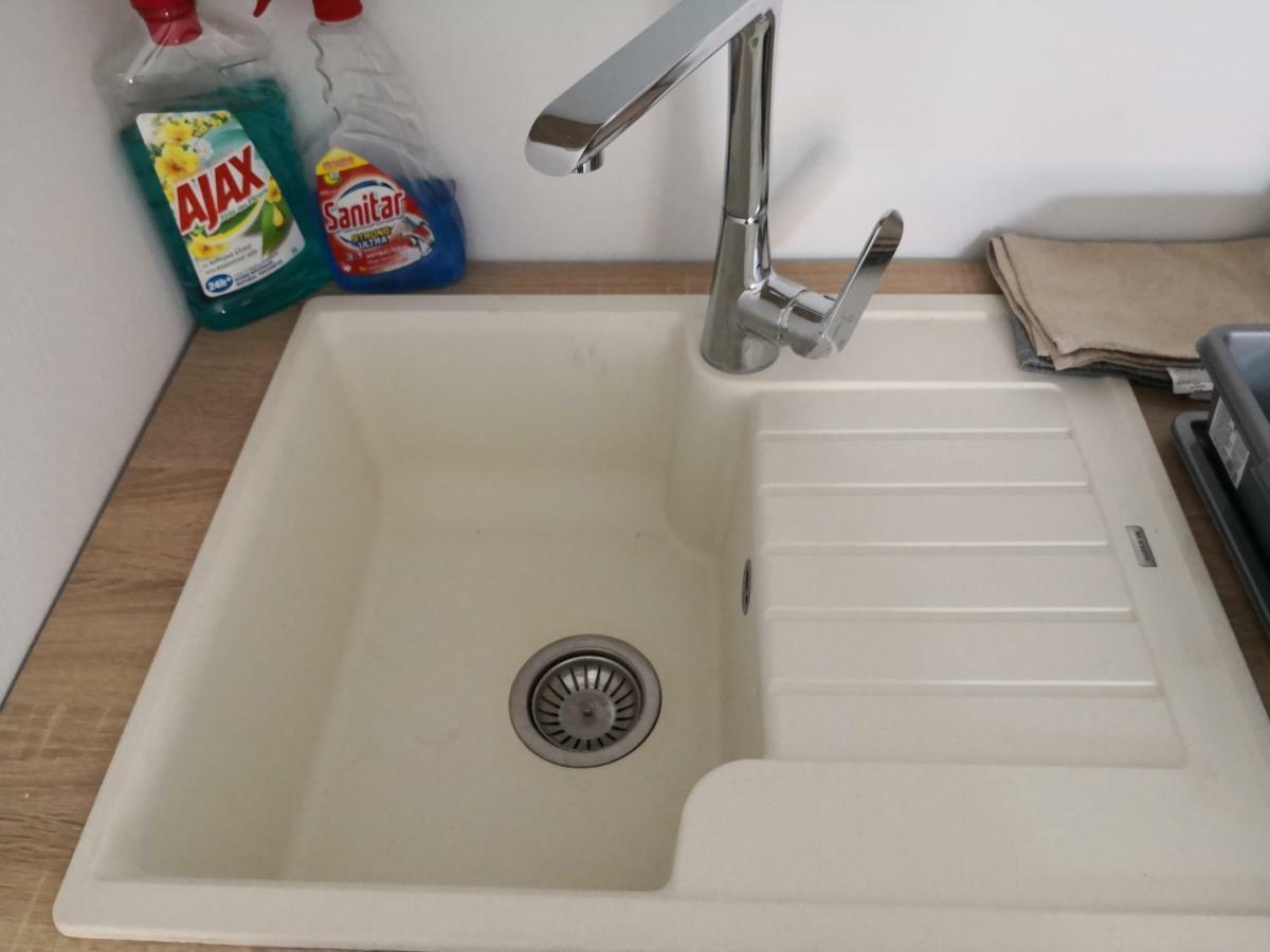 Appartement Apartman Cvitkovic à Soline  Extérieur photo