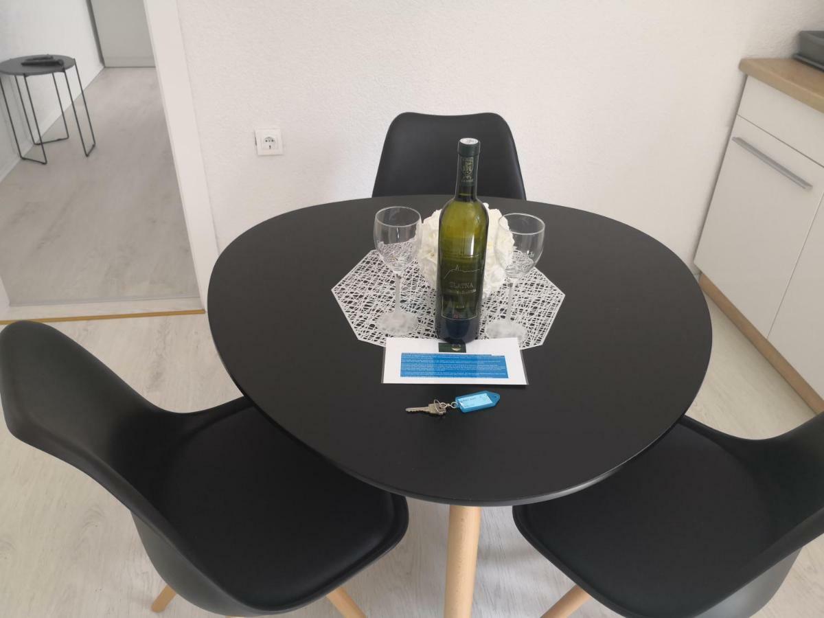 Appartement Apartman Cvitkovic à Soline  Extérieur photo